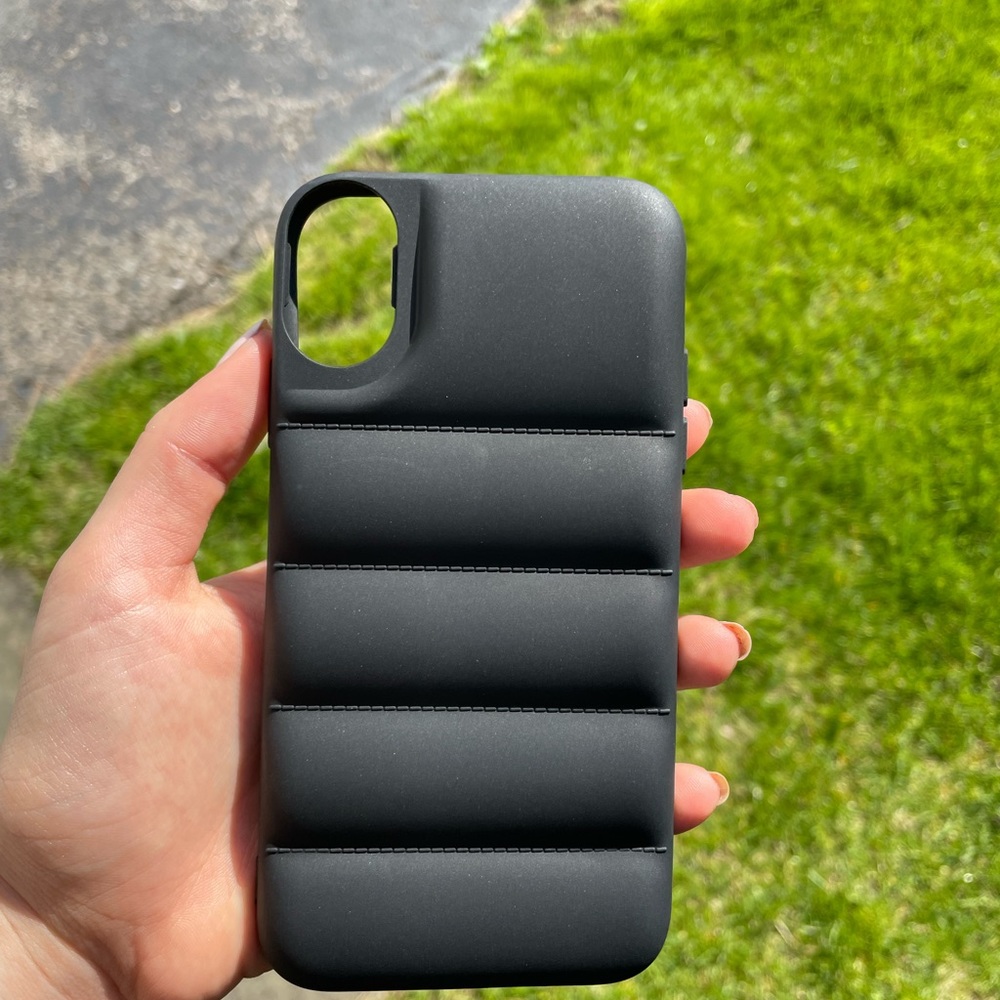 puffer black phone caseXR